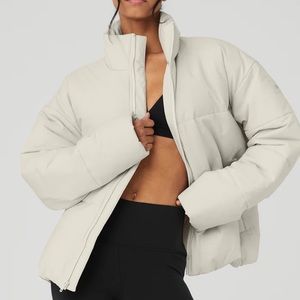 Alo Yoga Stretch Woven Street Puffer
